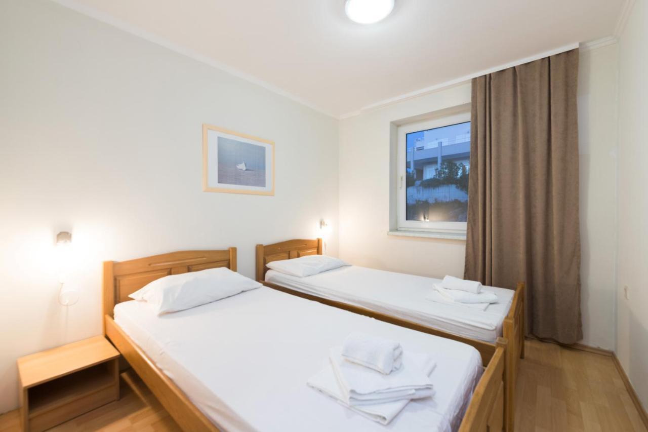 Hotel Rooms Roccia 노비그래드달마샤 외부 사진
