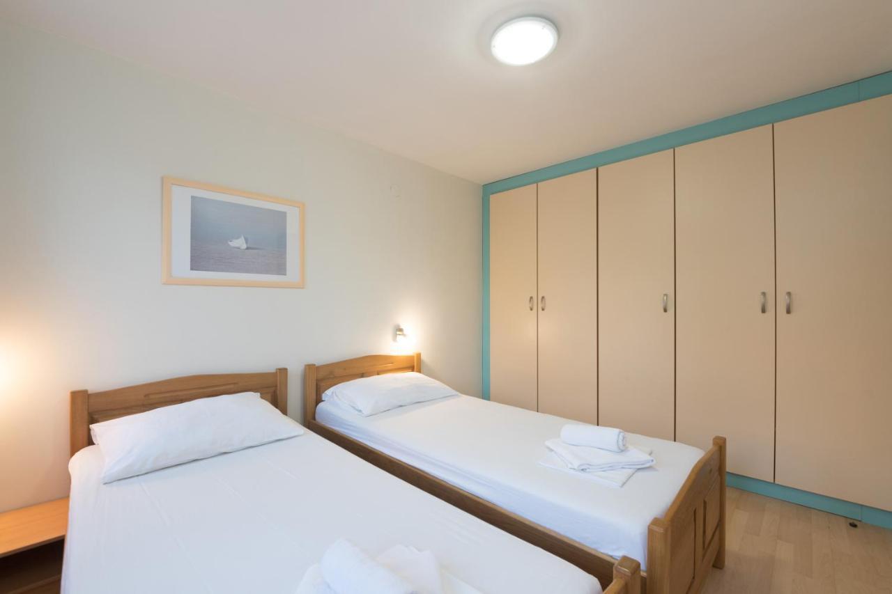 Hotel Rooms Roccia 노비그래드달마샤 외부 사진
